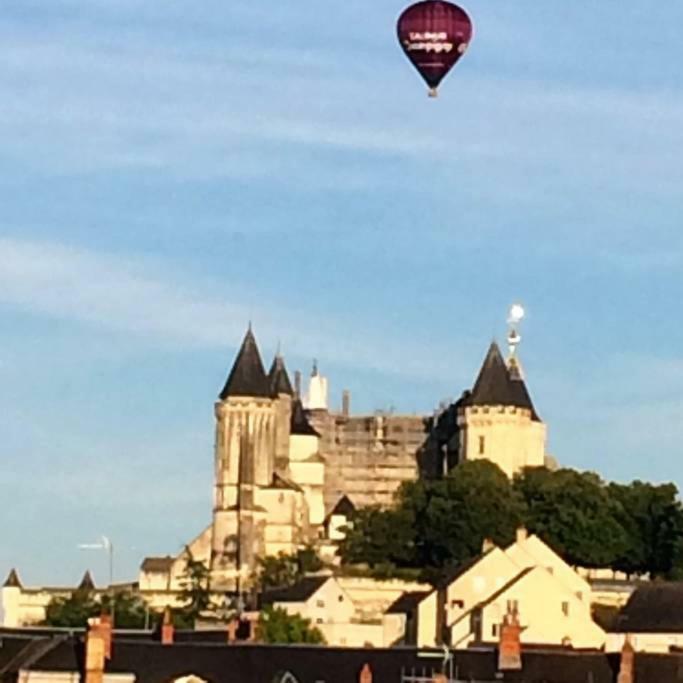 Cosy Flat 2 Eme Etage Vue Chateau Loire A Velo 쏘뮤흐 외부 사진
