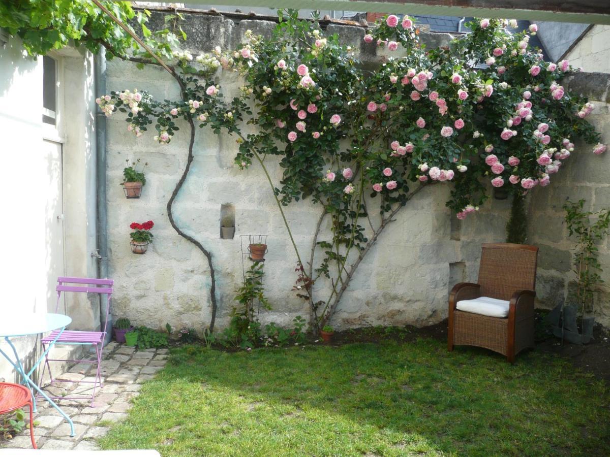 Cosy Flat 2 Eme Etage Vue Chateau Loire A Velo 쏘뮤흐 외부 사진